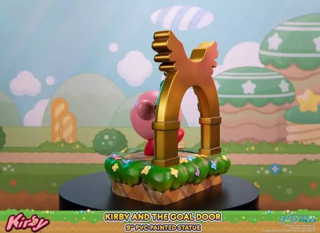 Comprar Estatua Kirby y la Puerta Dorada 24 cm Figuras