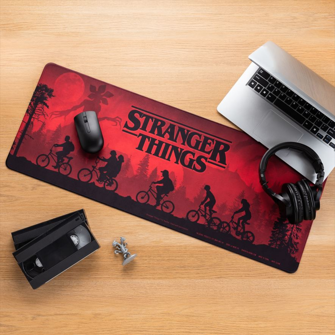 Stranger things classic logo desk mat