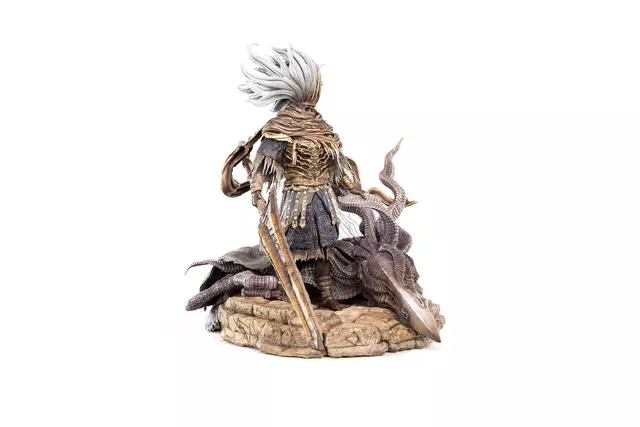 Reservar Estatua Resina El Rey Sin Nombre Dark Souls III Edición Estándar First 4 Figures Estatuas