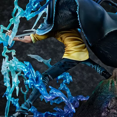 Reservar Figura Trafalgar Law One Piece The Surgeon of Death Awaken Ver. POP WA-Maximum Megahouse Figuras