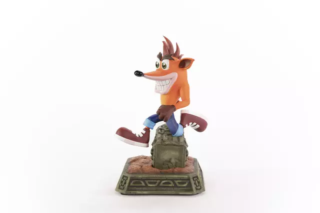 Reservar Figura Resina Crash Bandicoot Classic First 4 Figures Figuras