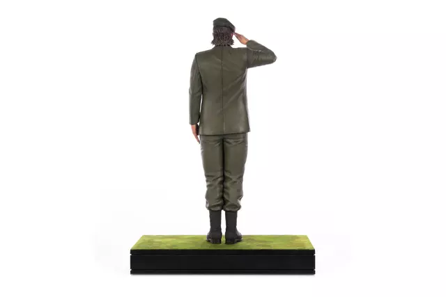 Reservar Estatua Resina Big Boss Requiem 1/4 Metal Gear Solid 3 First 4 Figures Estatuas screen 5