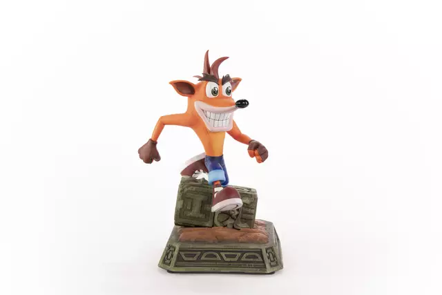 Reservar Figura Resina Crash Bandicoot Classic First 4 Figures Figuras