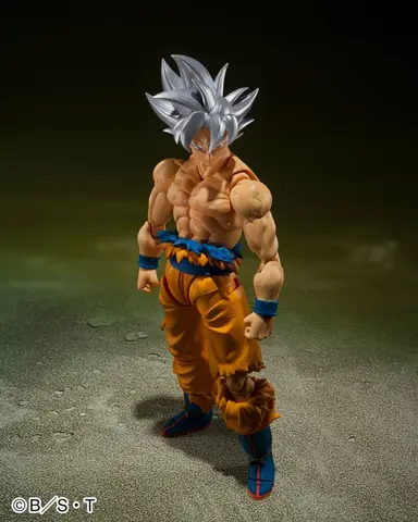 Comprar Figura Son Goku Ultra Instinto Toyotarou Dragon Ball Super 14,5 cm Figuras de Videojuegos Estándar