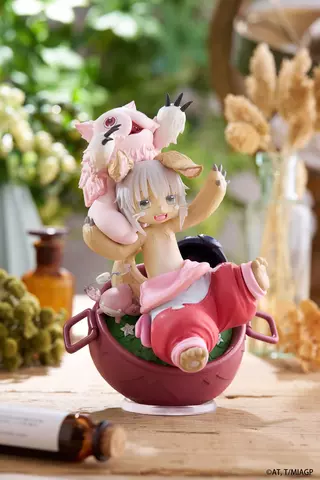 Reservar Figura Made in Abyss: The Golden City of the Scorching Sun AMP+ PVC Nanachi My Treasure Reissue 16 cm Figuras Estándar