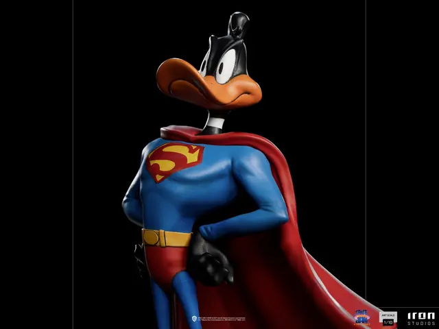 Comprar Figura Art Scale Space Jam 2 Pato Lucas Superman Figuras