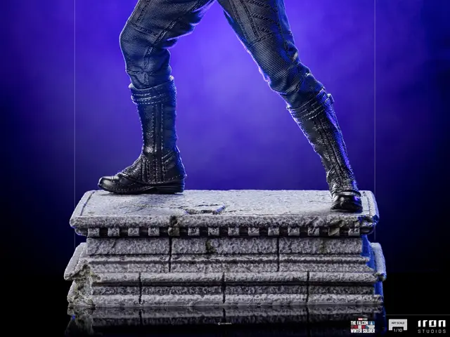 Comprar Figura Art Scale Marvel Falcon Y El Soldado De Invierno Bucky Barnes Figuras