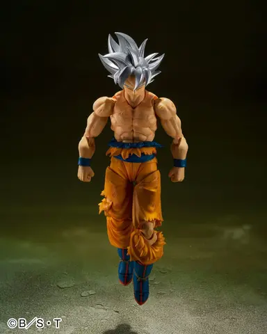 Comprar Figura Son Goku Ultra Instinto Toyotarou Dragon Ball Super 14,5 cm Figuras de Videojuegos Estándar