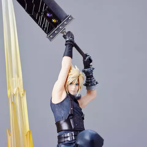 Reservar Figura Cloud Strife Final Fantasy VII Rebirth Square Enix Figuras Estándar