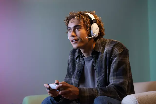 Comprar Auriculares Recon 70 Blanco PS5 PS4 screen 2