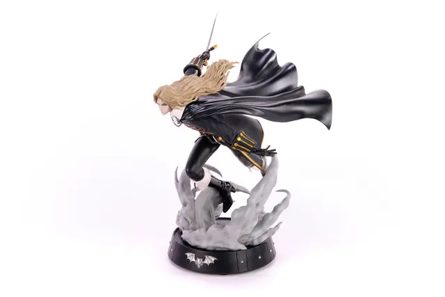 Reservar Estatua Alucard Dash Attack Castlevania Symphony of the Night First 4 Figures Figuras de Videojuegos