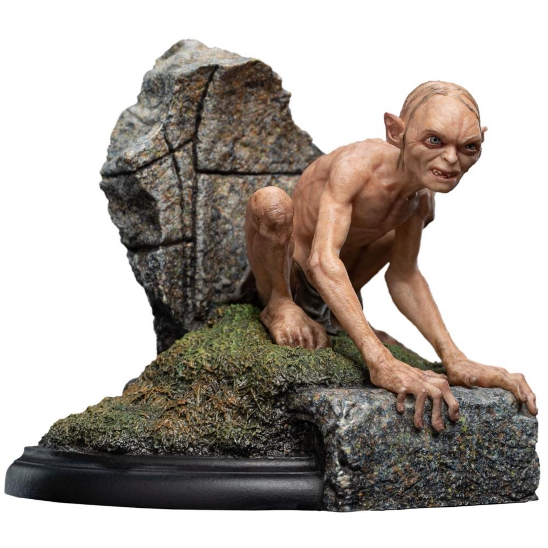 The lord of the rings trilogy - gollum, guide to mordor mini statue