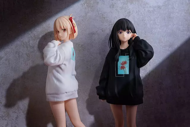 Reservar Figura Takina Inoue Lycoris Recoil Oversized Sweatshirt Ver. 1/7 Phat! Figuras Estándar
