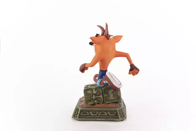 Reservar Figura Resina Crash Bandicoot Classic First 4 Figures Figuras