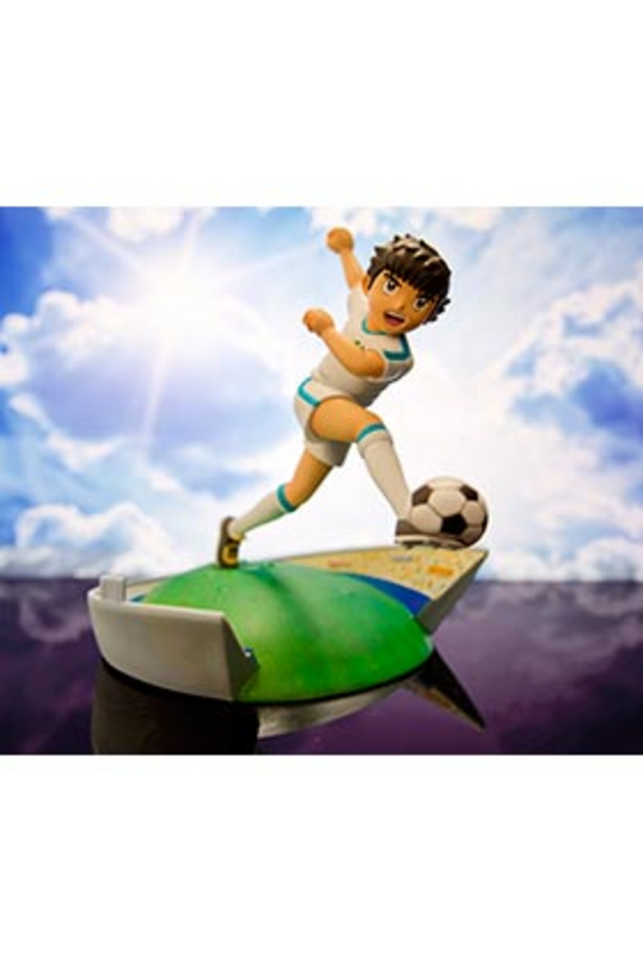 Figura Oliver Atom Campeones