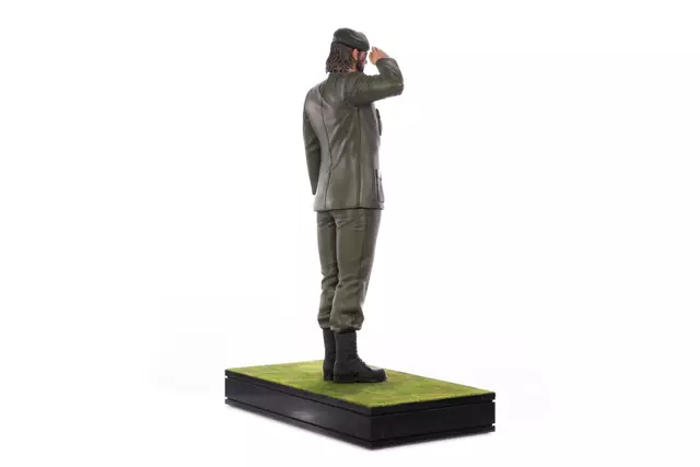 Reservar Estatua Resina Big Boss Requiem 1/4 Metal Gear Solid 3 First 4 Figures Estatuas screen 14