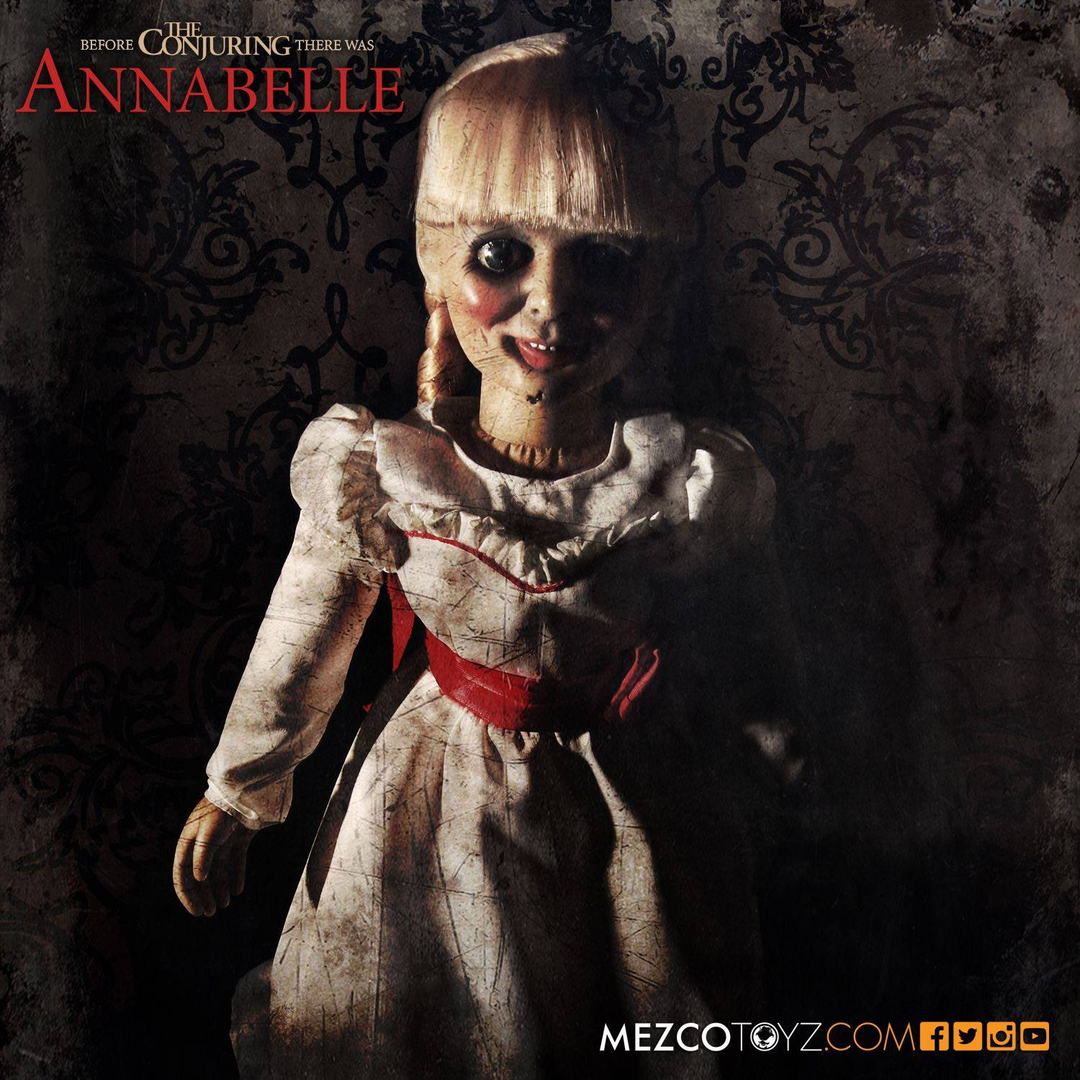 Réplica muñeca annabelle the conjuring mezco toys