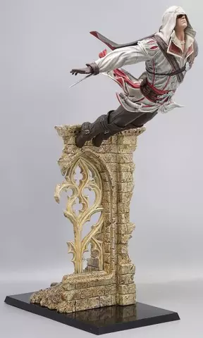 Comprar Figura Assassin's Creed Ezio Salto de Fe 