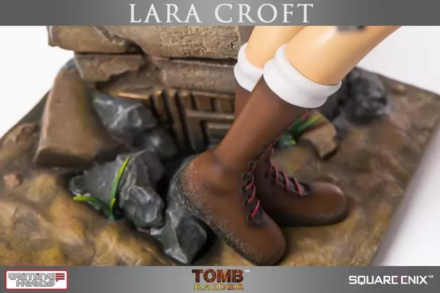 Comprar Estatua Tomb Raider Lara Croft 36cm screen 16 - 16.jpg