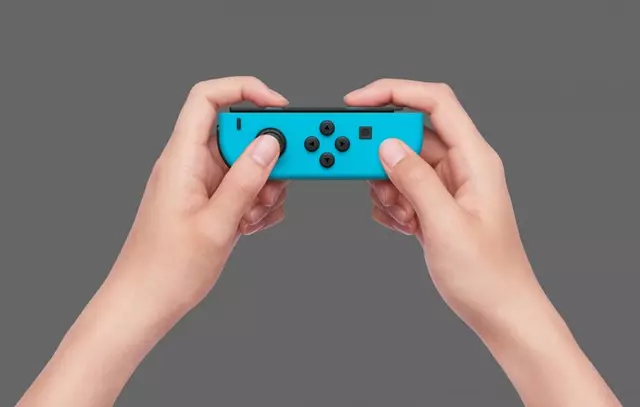 Comprar Nintendo Switch JoyCon Colores + Fortnite Switch Limitada screen 8 - 08.jpg