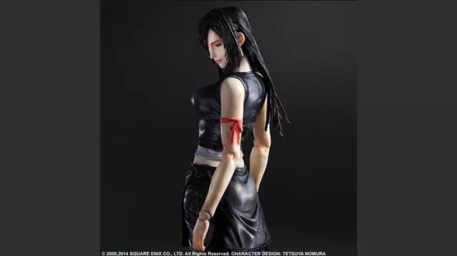 Comprar Figura Tifa Lockhart Final Fantasy VII Play Arts Kai screen 2 - 02.jpg