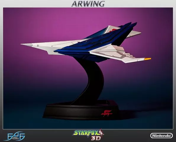 Comprar Estatua Starfox Arwing screen 1 - 01.jpg
