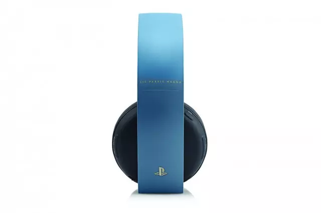 Comprar Sony Gold 7.1 Surround Auriculares Wireless Uncharted Edition PS4 - 03.jpg