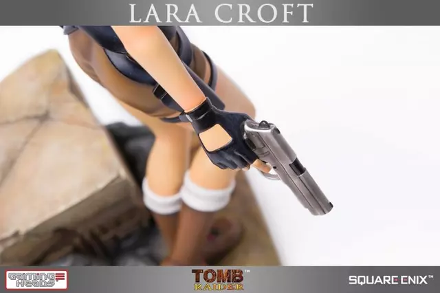 Comprar Estatua Tomb Raider Lara Croft 36cm screen 13 - 13.jpg