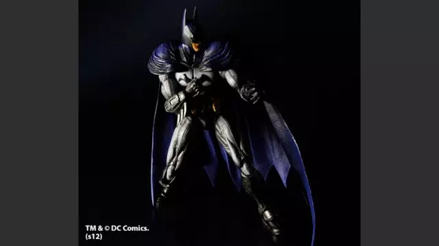 Comprar Figura Batman: Arkham City Play Arts Kai screen 2 - 02.jpg
