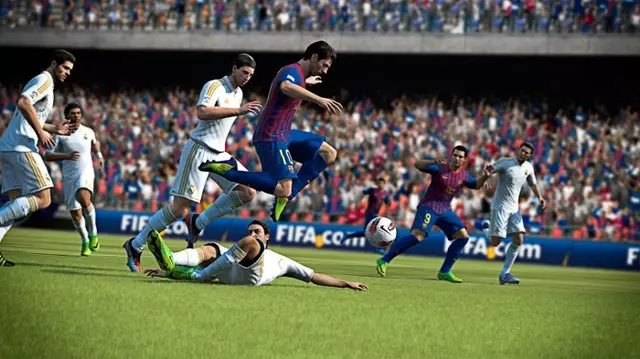 Comprar FIFA 13 Edición Leo Messi Xbox 360 screen 1 - 01.jpg - 01.jpg
