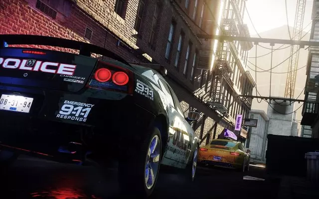 Comprar Need For Speed Most Wanted Edición Limitada Xbox 360 screen 5 - 04.jpg - 04.jpg