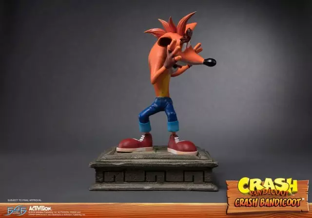 Comprar Estatua Crash Bandicoot 41cm  screen 5 - 05.jpg
