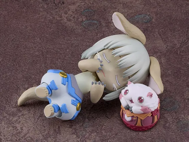 Reservar Figura Nanachi Made in Abyss Nuevo Traje Nendoroid Figuras de Videojuegos Estándar