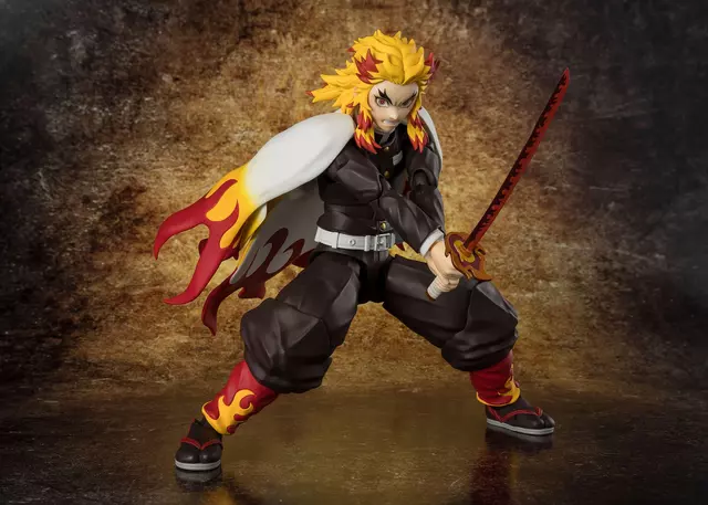 Reservar  Figura Kyojuro Rengoku Demon Slayer: Kimetsu no Yaiba SH Figuarts Figuras Estándar