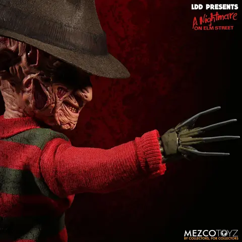 Reservar Figura Freddy Krueger Pesadilla en Elm Street Mezco Toyz Figuras de Videojuegos