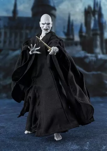Reservar Figura Lord Voldemort - Harry Potter y el Cáliz de Fuego S.H. Figuarts 15 cm Figuras