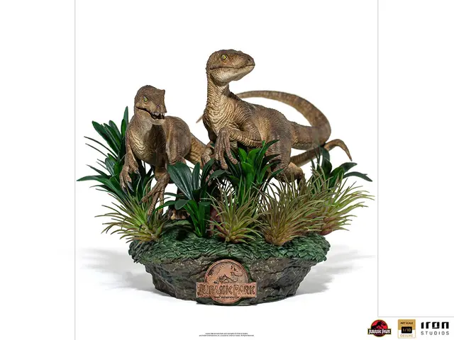 Comprar Figura Art Scale Jurassic Park Dos Velociraptores Deluxe Figuras