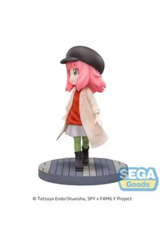 Comprar Spy x Family: Anya Forger Stylish Look Vol. 1 Figura 15cm Luminasta 