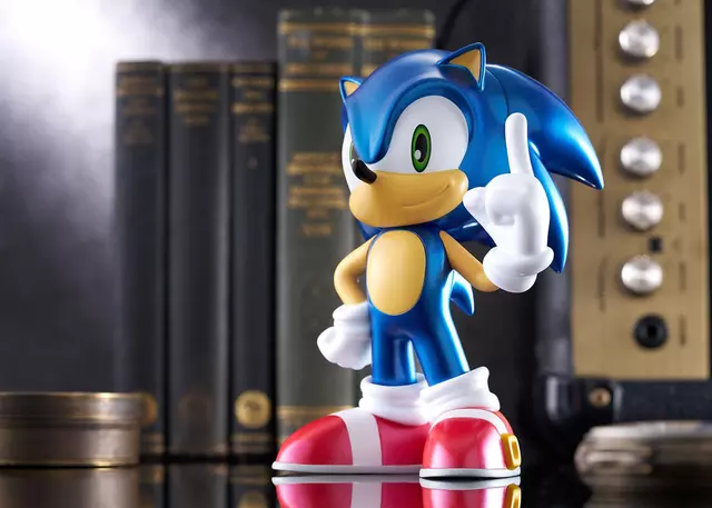 Reservar Figura Sonic Sofbi Sonic The Hedgehog Color Metálico Bellfine 15 cm Estatuas