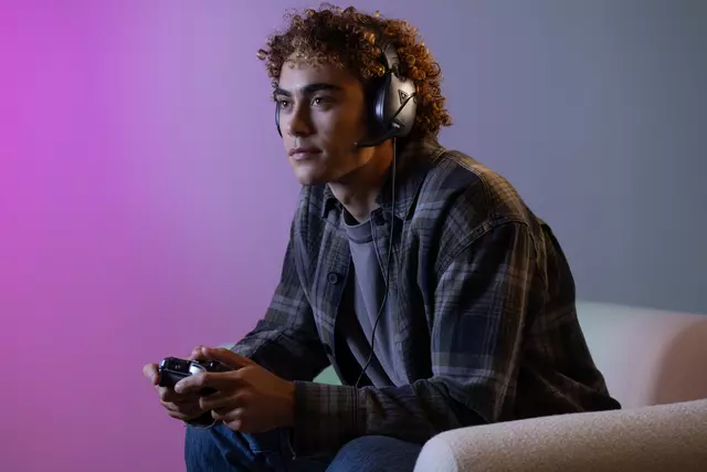 Comprar Auriculares Recon 70 Negro PS5 PS4 screen 1