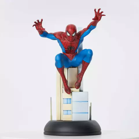 Comprar Figura Spiderman Exclusiva Marvel Gallery 20 cm Figuras Estándar