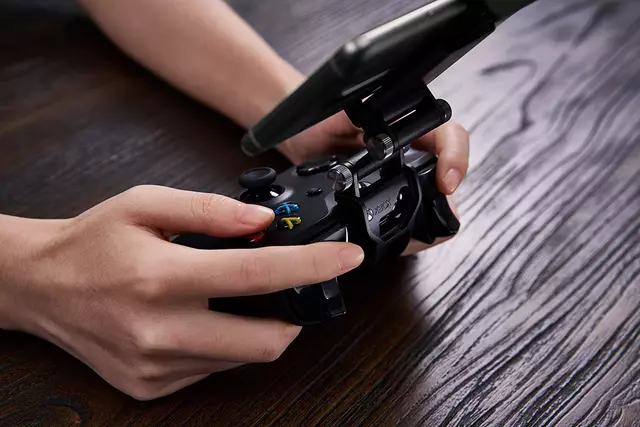 Comprar Soporte con clip para Mando Xbox xCloud Gaming en Android 8bitdo Xbox One screen 4