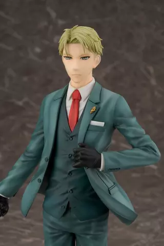 Comprar Figura Loid Forger Spy × Family 27 cm Figuras