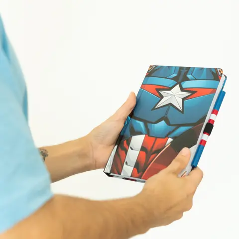 Comprar Cuaderno Premium A5 Con Boligrafo Marvel Capitan America - Uniforme 