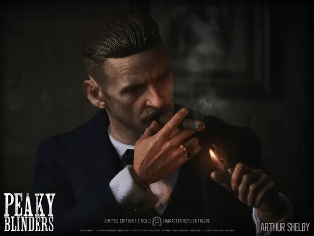 Comprar Figura Peaky Blinders Arthur Shelby Figuras