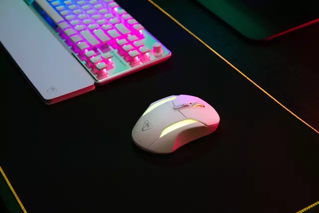 Comprar Ratón Kone II Air · Blanco PC screen 1