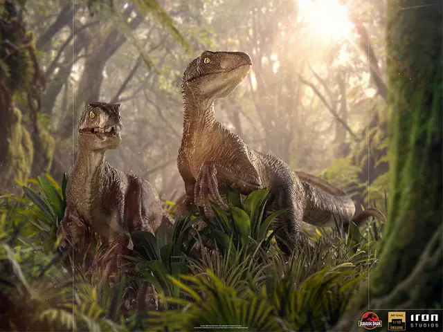Comprar Figura Art Scale Jurassic Park Dos Velociraptores Deluxe Figuras