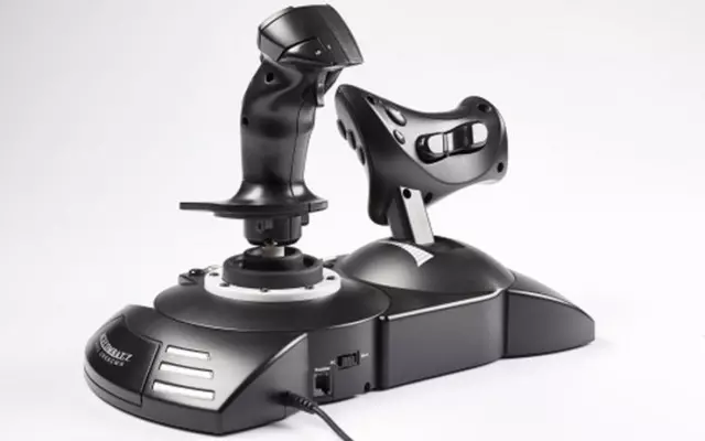 Comprar Joystick T-Flight Hotas One Ace Combat 7: Skies Unknown Xbox One Limitada - 03.jpg