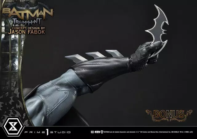 Comprar Figura Batman Triumphant DC Comics 119 cm Figuras