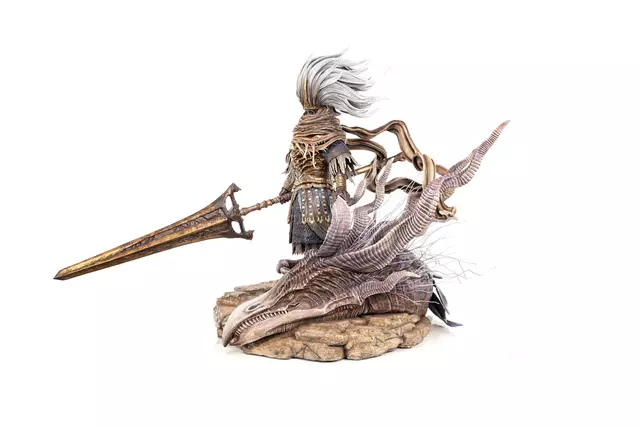 Reservar Estatua Resina El Rey Sin Nombre Dark Souls III Edición Estándar First 4 Figures Estatuas